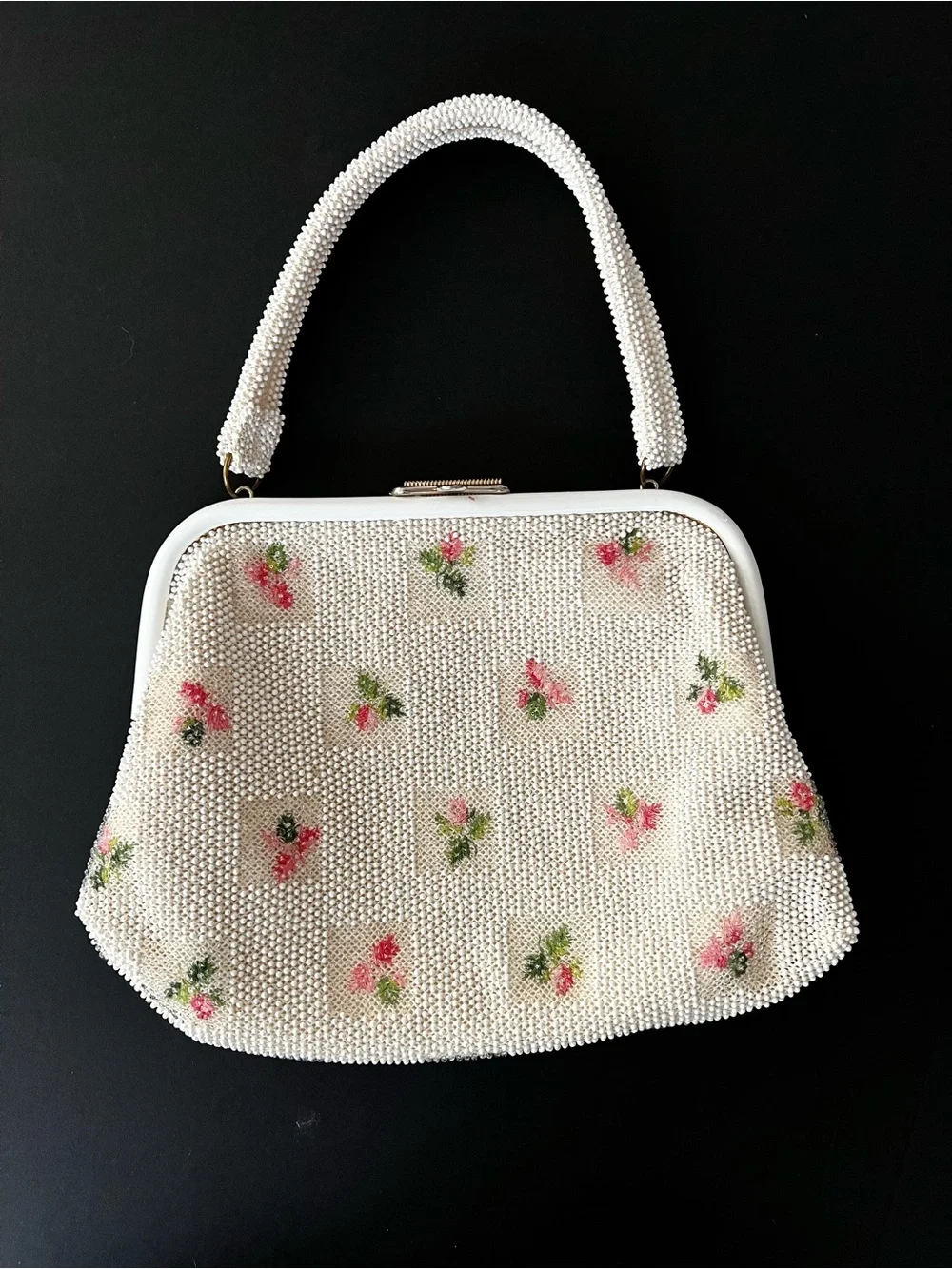 Vintage Lumured Candy Dot Beaded White Bag White with Pink Petite Roses